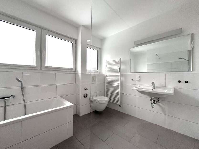 Wohnung zum Mieten in Wuppertal 897 € 78 m²