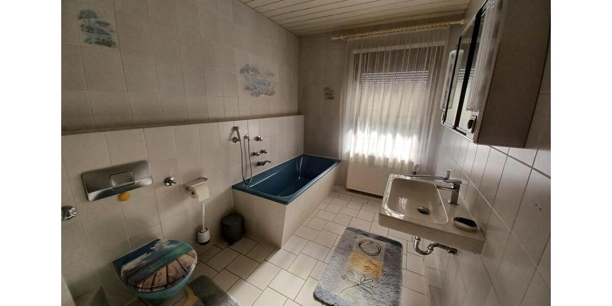 Reihenhaus Duisburg Hochheide - 4 Zimmer, 138 m&sup2;, 395.000&euro; | Angebot:27054474