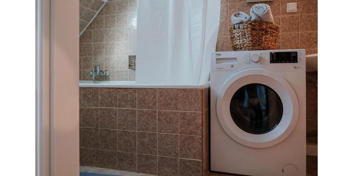 Dachgeschoßwohnung Düsseldorf Flingern Süd - 1 Zimmer, 37 m&sup2;, 1.290&euro; | Angebot:26337661