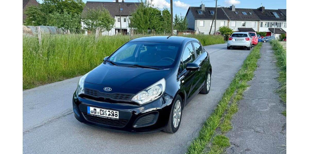 Kia Rio 158.000 km 4.200 &euro; Mülheim an der Ruhr 45472