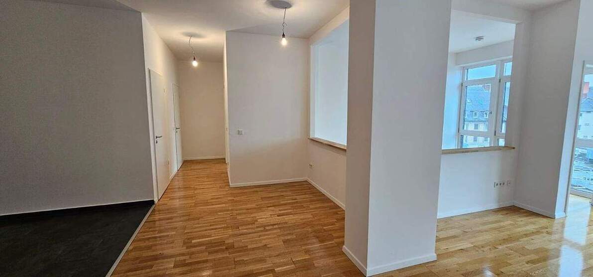 Sehr schöne sanierte 2 Zimmer Wohnung mit Balkon in Moers zu vermieten 2 zimmer