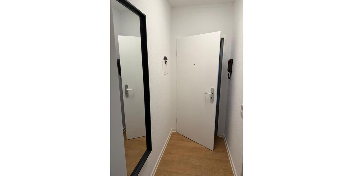 Etagenwohnung Krefeld Hüls - 1.5 Zimmer, 33 m&sup2;, 250&euro; | Angebot:25307110