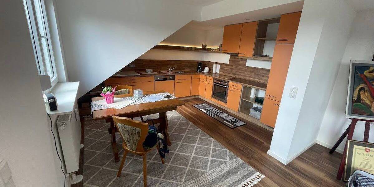 Etagenwohnung Duisburg Röttgersbach - 2 Zimmer, 82 m&sup2;, 650&euro; | Angebot:26572994