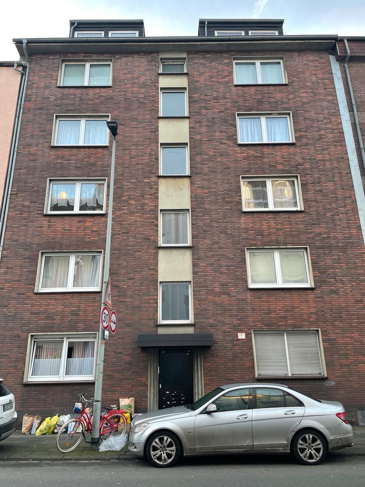 2 Zimmer Wohnung mit großem Balkon