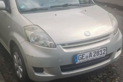 Daihatsu Sirion 96.950 km 2.100 &euro; gelsenkirchen 45888