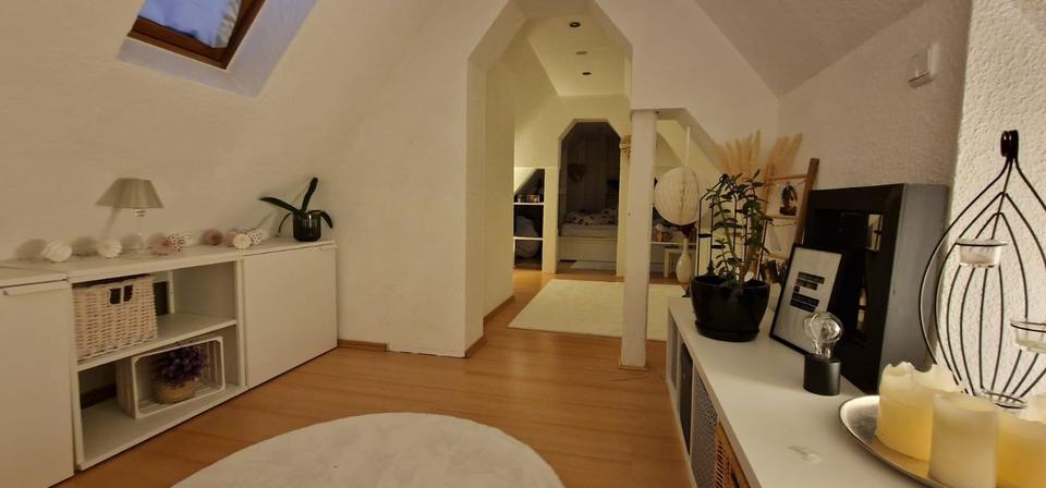 Etagenwohnung Essen Stadtbezirk VI - 3.5 Zimmer, 85 m&sup2;, 700&euro; | Angebot:25633238