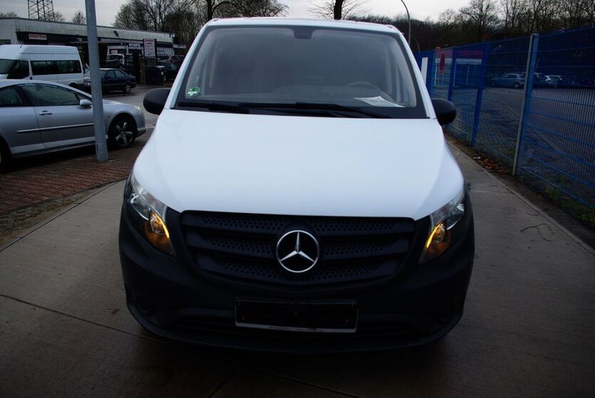 Mercedes-Benz Vito 95.000 km 10.300 € Bottrop 46242