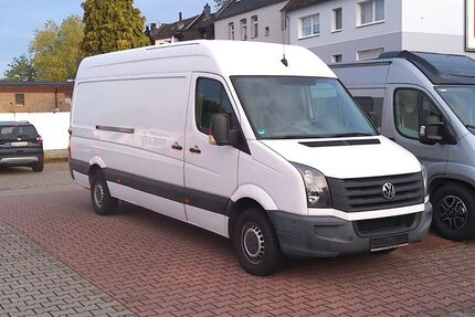 VW Crafter 121.000 km 10.940 &euro; Oberhausen 46117