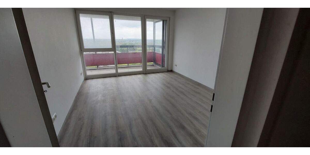 Etagenwohnung Duisburg Hochheide - 3 Zimmer, 84 m&sup2;, 699&euro; | Angebot:23943552