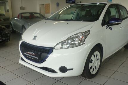 Peugeot 208 90.000 km 6.999 &euro; Rheinberg 47495