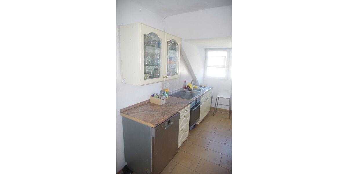 Dachgeschoßwohnung Essen Stadtbezirk V - 2 Zimmer, 80 m&sup2;, 500&euro; | Angebot:26367883