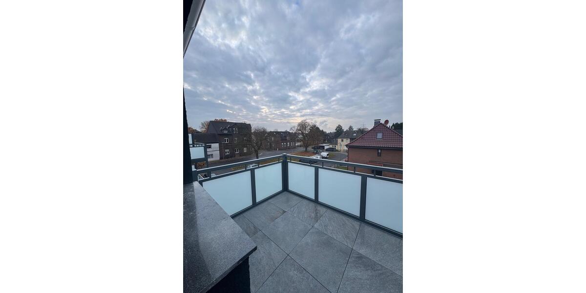 Etagenwohnung Bottrop Ebel - 3 Zimmer, 73 m&sup2;, 900&euro; | Angebot:25061923