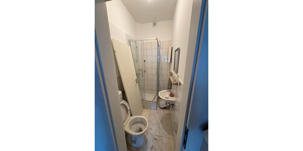 Mehrfamilienhaus, Wohnhaus Gelsenkirchen Gelsenkirchen-Mitte - 14 Zimmer, 244 m&sup2;, 235.000&euro; | Angebot:27131845