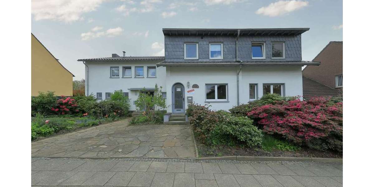 Einfamilienhaus Essen Stadtbezirk VII - 7.5 Zimmer, 308 m&sup2;, 795.000&euro; | Angebot:26567922