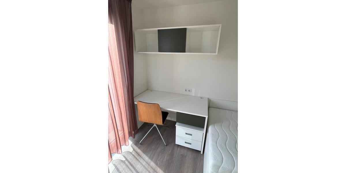 Etagenwohnung Essen Stadtkern - 1 Zimmer, 19 m&sup2;, 445&euro; | Angebot:25433407