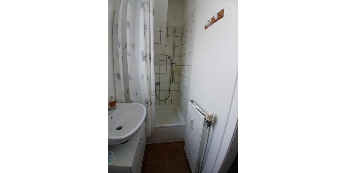 Dachgeschoßwohnung Bochum Eppendorf - 4 Zimmer, 90 m&sup2;, 500&euro; | Angebot:25179110