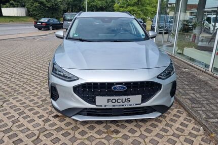 Ford Focus 11.900 km 25.900 &euro; Krefeld 47809