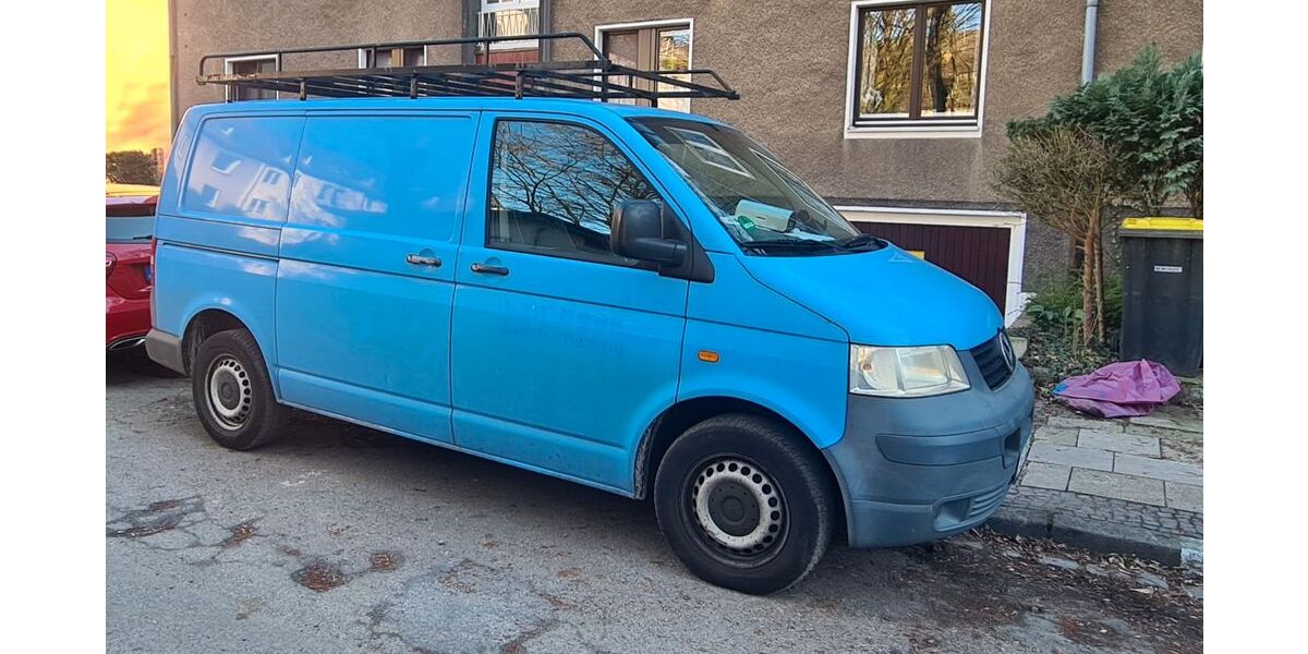 VW T5 Transporter 103.000 km 5.900 &euro; Essen 45138