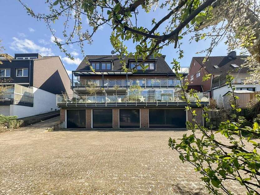 Haus zum Kaufen in Mülheim an der Ruhr 1.333.333 € 523 m²