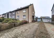 Haus zum Kaufen in Gelsenkirchen 299.000 € 180 m²