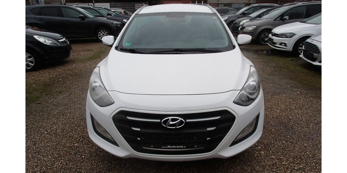 Hyundai i30 212.000 km 5.399 &euro; Oberhausen 46149