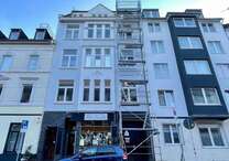 Haus zum Kaufen in Düsseldorf 2.190.000 € 566 m²
