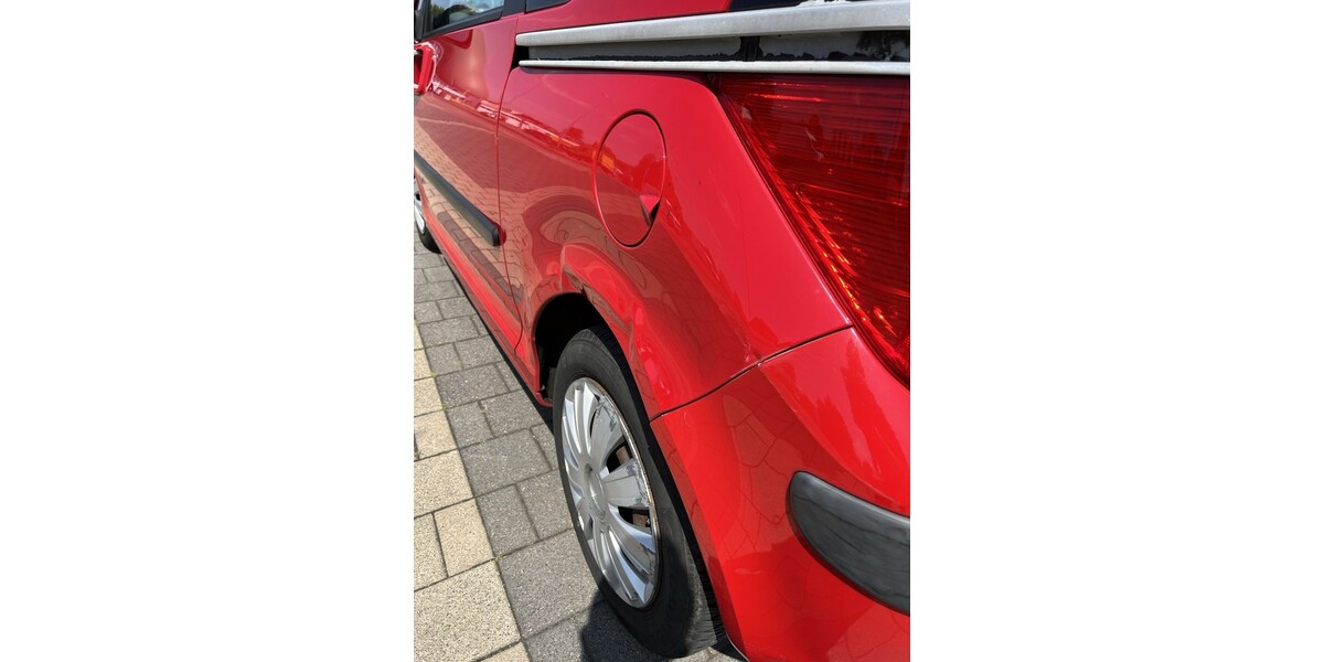 Peugeot 1007 119.000 km 1.649 &euro; Neuss 41460