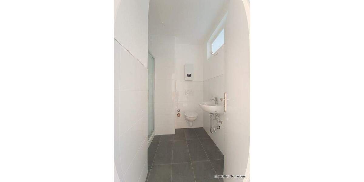 Etagenwohnung Duisburg Untermeiderich - 2 Zimmer, 61 m&sup2;, 500&euro; | Angebot:26359037