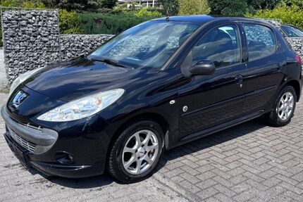 Peugeot 206 147.000 km 2.799 &euro; Mülheim / Ruhr 45473