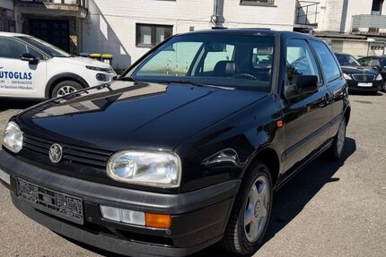 VW Golf 35.200 km 7.950 &euro; Mülheim an der Ruhr 45472