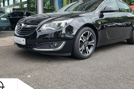 Opel Insignia 69.500 km 12.390 &euro; Düsseldorf 40625