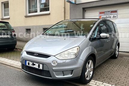 Ford S-Max 155.900 km 4.490 € Essen 45139