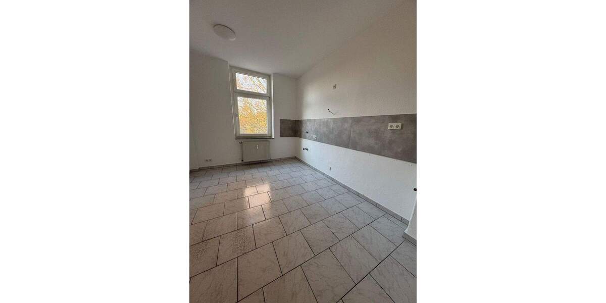 Etagenwohnung Gelsenkirchen Neustadt - 4 Zimmer, 103 m&sup2;, 732&euro; | Angebot:25654246