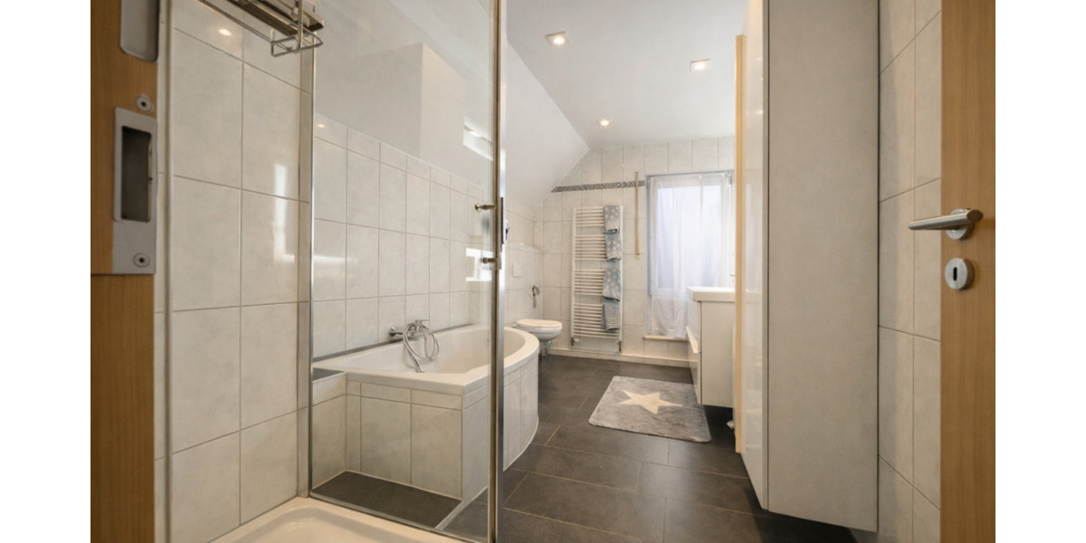 Doppelhaushälfte Oberhausen Schmachtendorf - 5 Zimmer, 136 m&sup2;, 569.000&euro; | Angebot:25686616