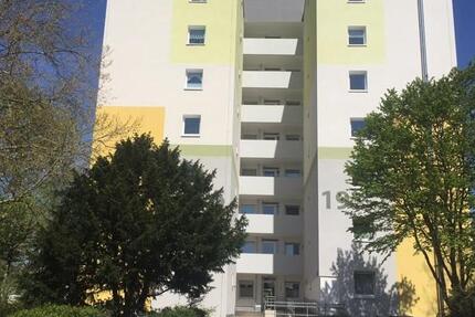 *3-Zimmer-Wohnung mit Balkon in Großenbaum* 3 zimmer