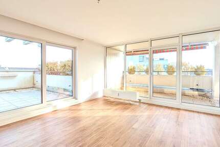 Wohnung Düsseldorf Derendorf - 2 Zimmer, 85 m&sup2;, 1.040&euro; | Angebot:26646708