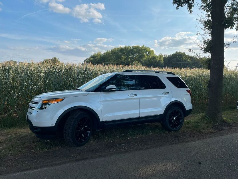 Ford Explorer 207.000 km 12.200 € Dinslaken 46537