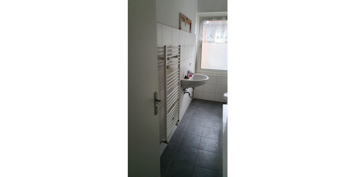 Etagenwohnung Gelsenkirchen Gelsenkirchen-Mitte - 2 Zimmer, 75 m&sup2;, 500&euro; | Angebot:26336445