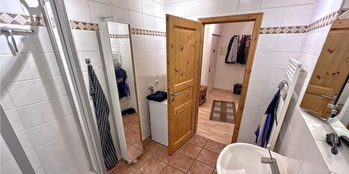 Etagenwohnung Duisburg Neudorf-Nord - 3 Zimmer, 69 m&sup2;, 149.000&euro; | Angebot:25776733