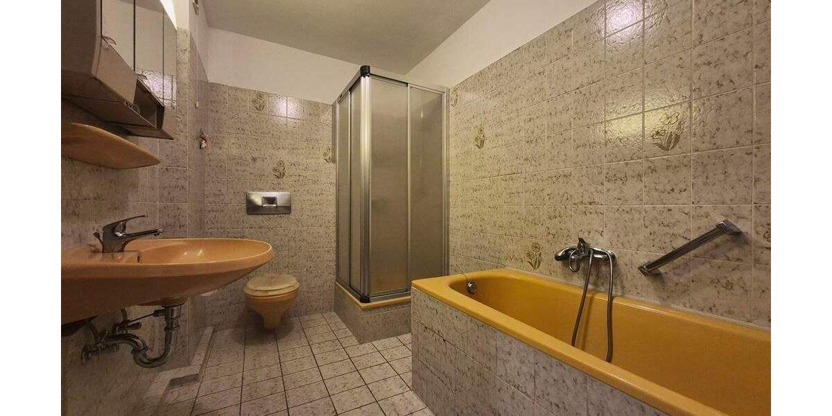 Etagenwohnung Essen Überruhr-Holthausen - 3 Zimmer, 93 m&sup2;, 190.000&euro; | Angebot:25678677