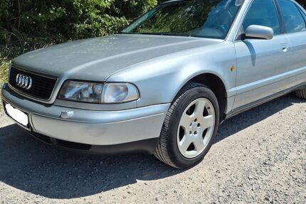 Audi A8 374.000 km 3.000 &euro; Dorsten 46284