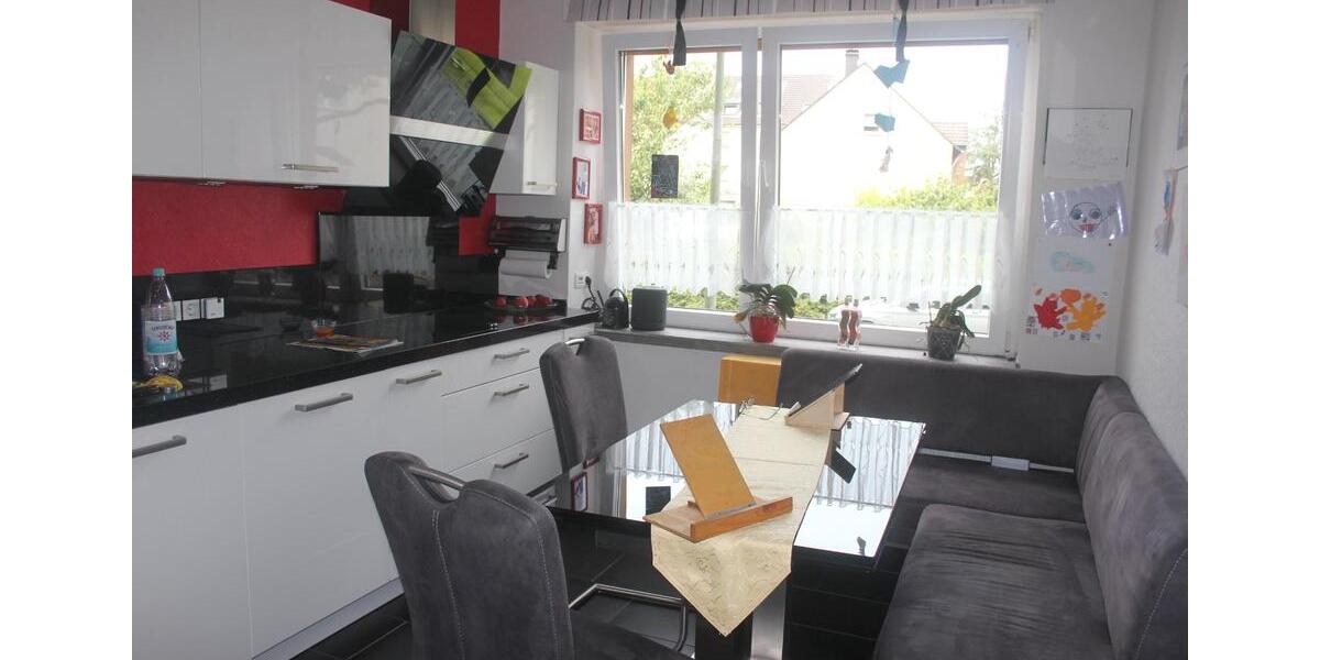 Erdgeschoßwohnung Gelsenkirchen Erle - 5 Zimmer, 180 m&sup2;, 209.000&euro; | Angebot:27002739