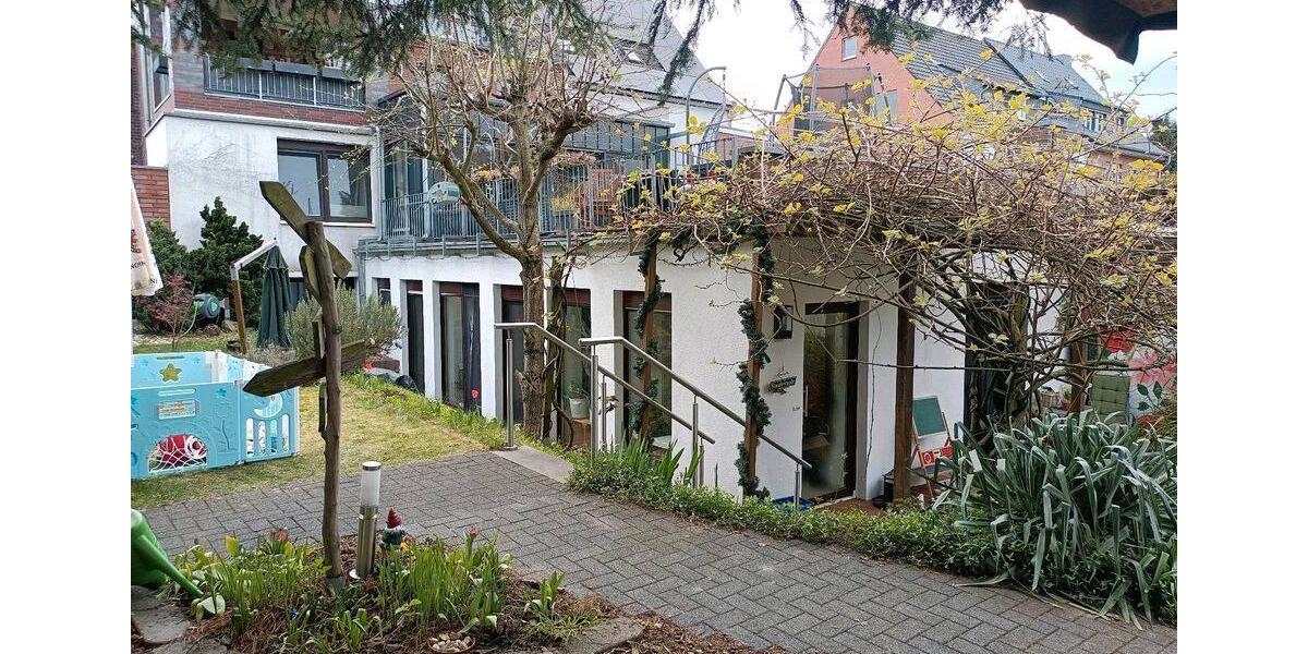 Terrassenwohnung Neuss Gnadental - 3.5 Zimmer, 110 m&sup2;, 1.800&euro; | Angebot:26196206