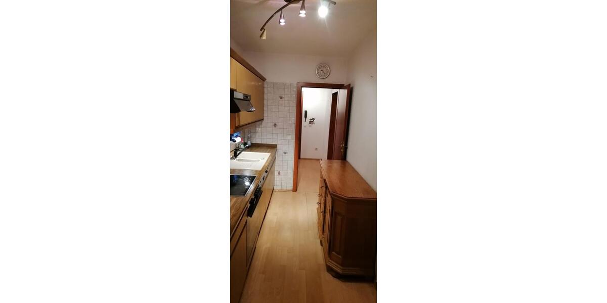 Hochparterre Ratingen Tiefenbroich - 2 Zimmer, 64 m&sup2;, 210.000&euro; | Angebot:26959481