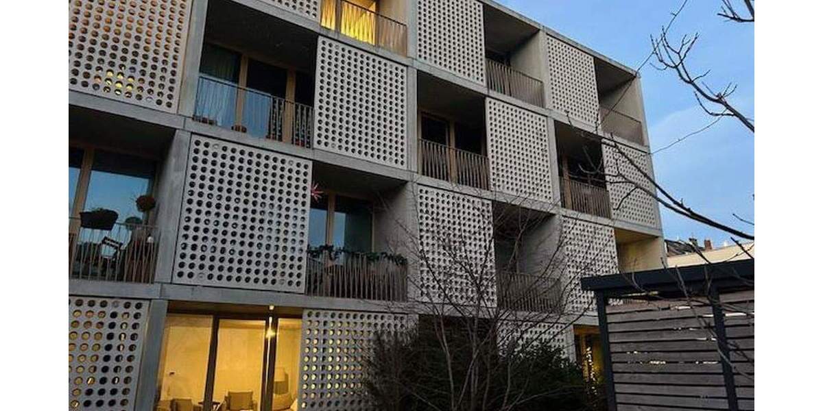 Etagenwohnung Düsseldorf Friedrichstadt - 2 Zimmer, 93 m&sup2;, 1.674&euro; | Angebot:25590400