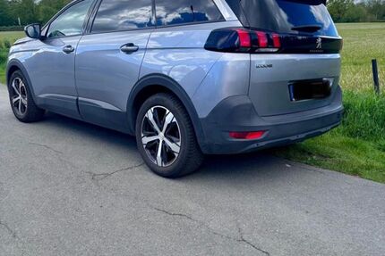 Peugeot 5008 83.000 km 16.999 &euro; Oberhausen 46147