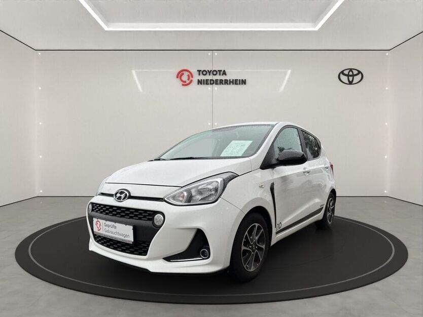 i10