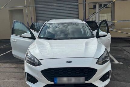 Ford Focus 120.700 km 12.900 &euro; Duisburg 47057