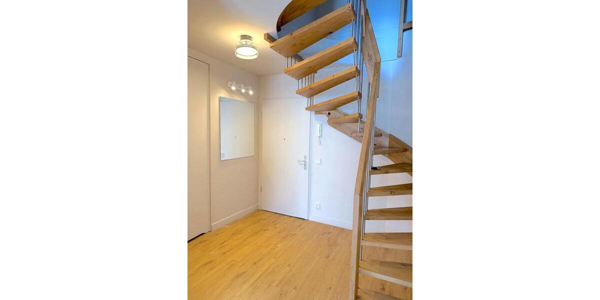 Maisonettenwohnung Düsseldorf Derendorf - 4.5 Zimmer, 100 m&sup2;, 2.650&euro; | Angebot:25293141