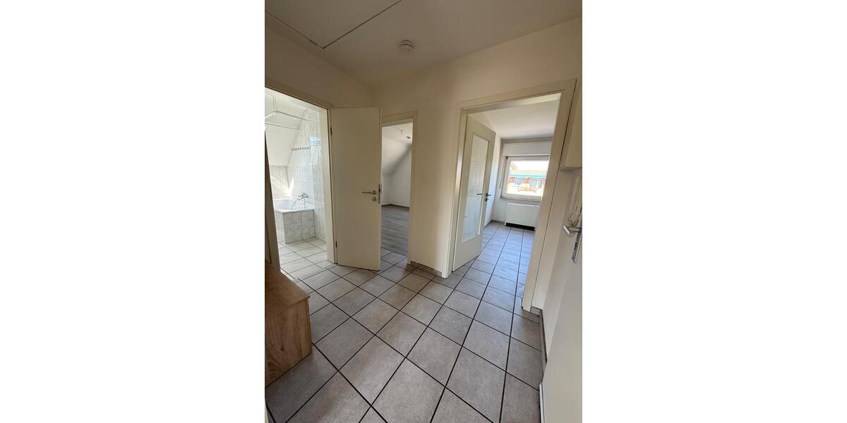 Etagenwohnung Moers - 2 Zimmer, 55 m&sup2;, 450&euro; | Angebot:26382809